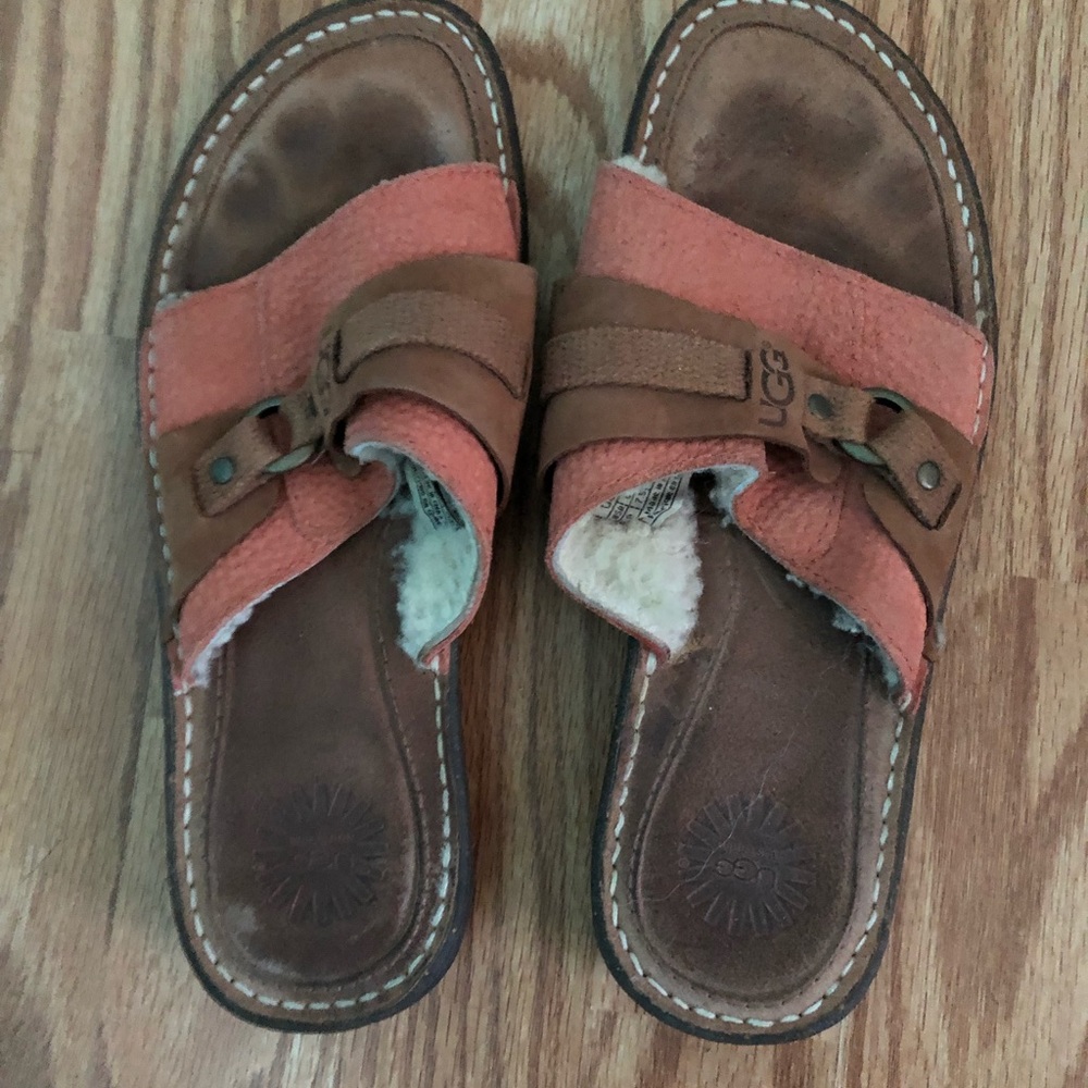 UGG Slides